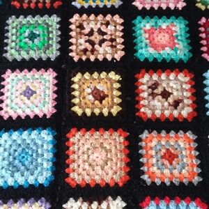 Vintage Handmade‎ Granny Square Crochet Blanket Afghan 85x58 Throw Roseanne